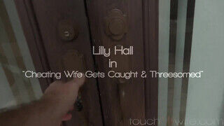 Lilly Hall a megbaszott hitves
