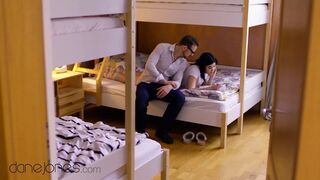 Lady Dee forró fiatal kalandja durva akcióval