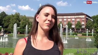 Német turista pipi kültéri anális baszása