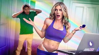 Cory Chase termetes ánuszát a nevelő zsenge dákó megkeféli