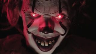 Pennywise a kéjvágyó bohóc megreszeli és teleéli a forró barátnődet Diana Daniels-t - halloween speciál