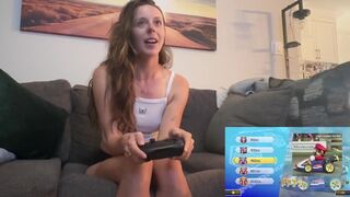 Csíkos mario kart párbaj lush toy-jal a puncimban – banánáradat a szívdöglesztő játékban