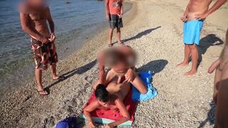 Mykonoson a forró anális beleélvezés buli – dugjatok meg a seggemben!