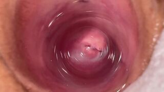 Kamera mélyen mia feszes tejes vaginában