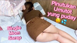 Pinay szingle mami szellent a erőszakos kufircolás után