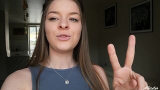 Nyerd meg az ingyenes privát élő show-t! gyors szeretkezés a mosogató ellen a érzéki napsugarak között