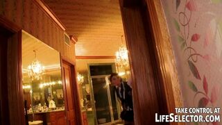 Gyöngéd kaland a Life Selector világában: Vad fősulis lányok legelső élményei Isis Taylorral és barátnőivel anális édeshármasban